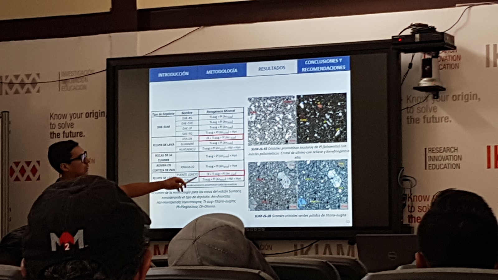 Charla “Estudio de los depósitos volcánicos desde el Pleistoceno superior del Volcán Sumaco, Provincias de Napo y Orellana”, en la Universidad Regional Amazónica-IKIAM