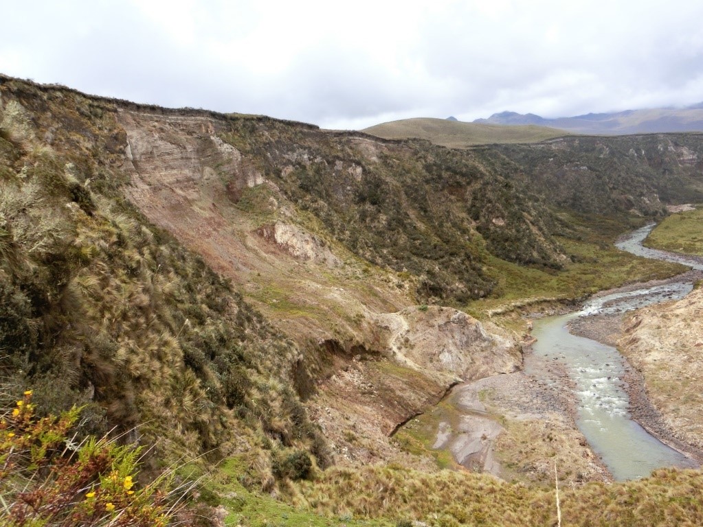 Trabajos de investigación geológicos en la caldera de Chalupas