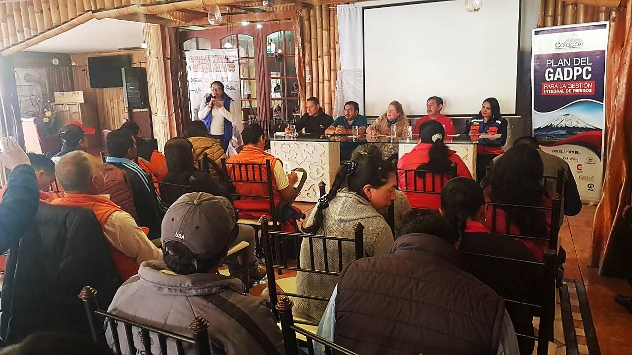 Participación en el Encuentro e Intercambio de Experiencias de los Vigías Comunitarios del Volcán Tungurahua y Cotopaxi