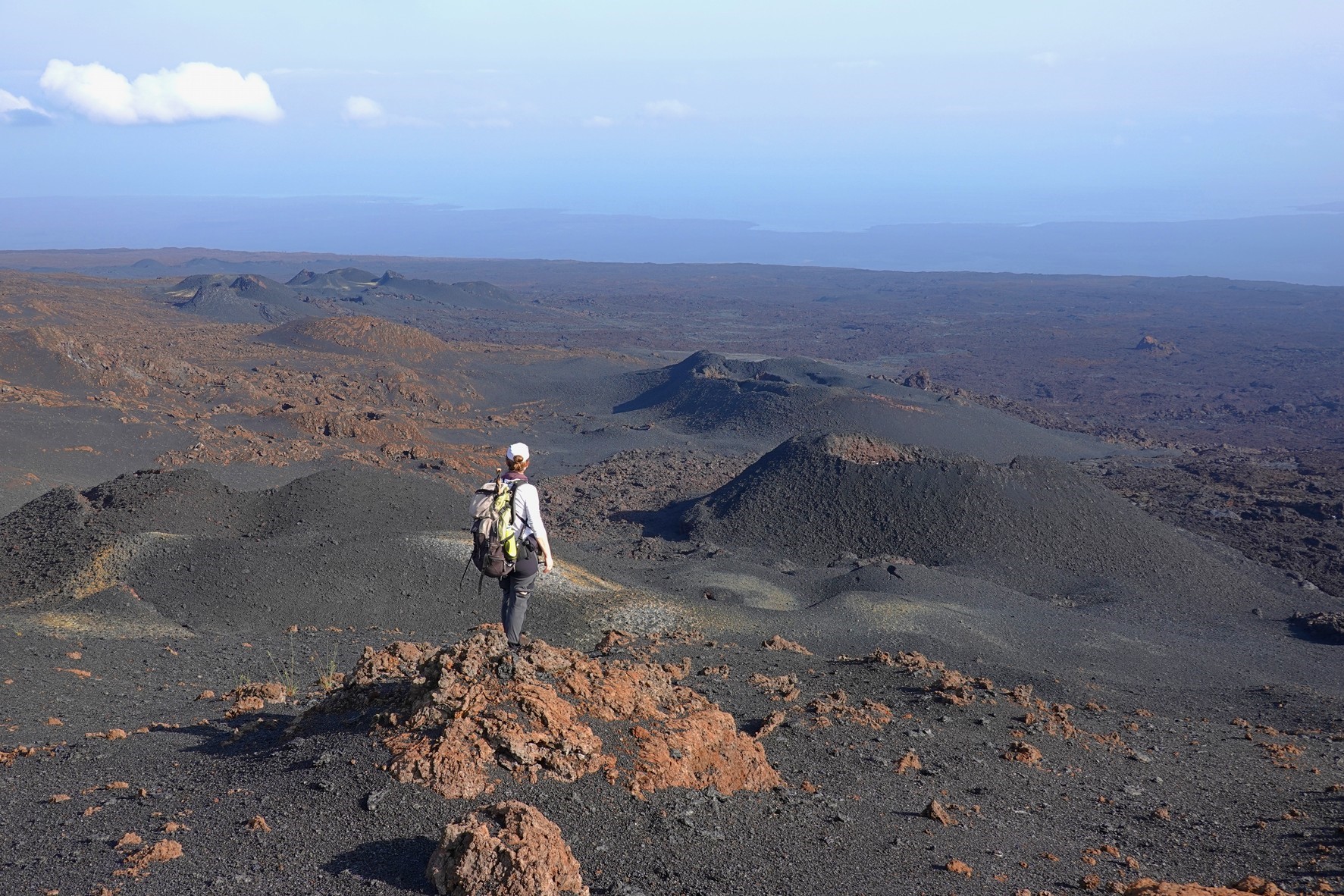 Vulcanólogos investigan la erupción de 2018 del volcán Sierra Negra, Isla Isabela – Galápagos