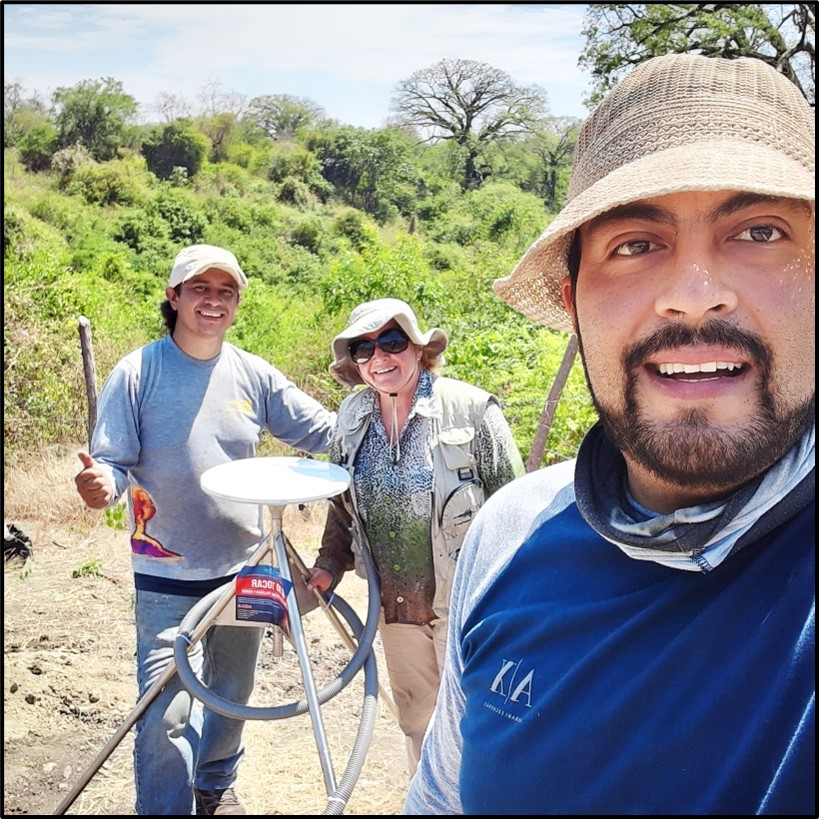 Instalación de GPS continuo en la isla Puná, Golfo de Guayaquil