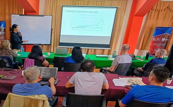 Desarrollo del primer día de capacitación dentro del 7mo taller de gases volcánicos NOVAC