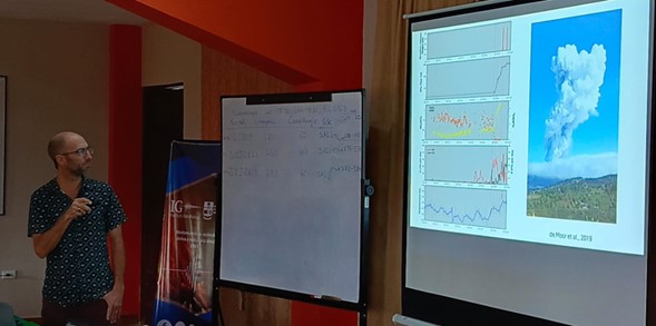 Desarrollo del tercer día de capacitación dentro del 7mo taller de gases volcánicos NOVAC