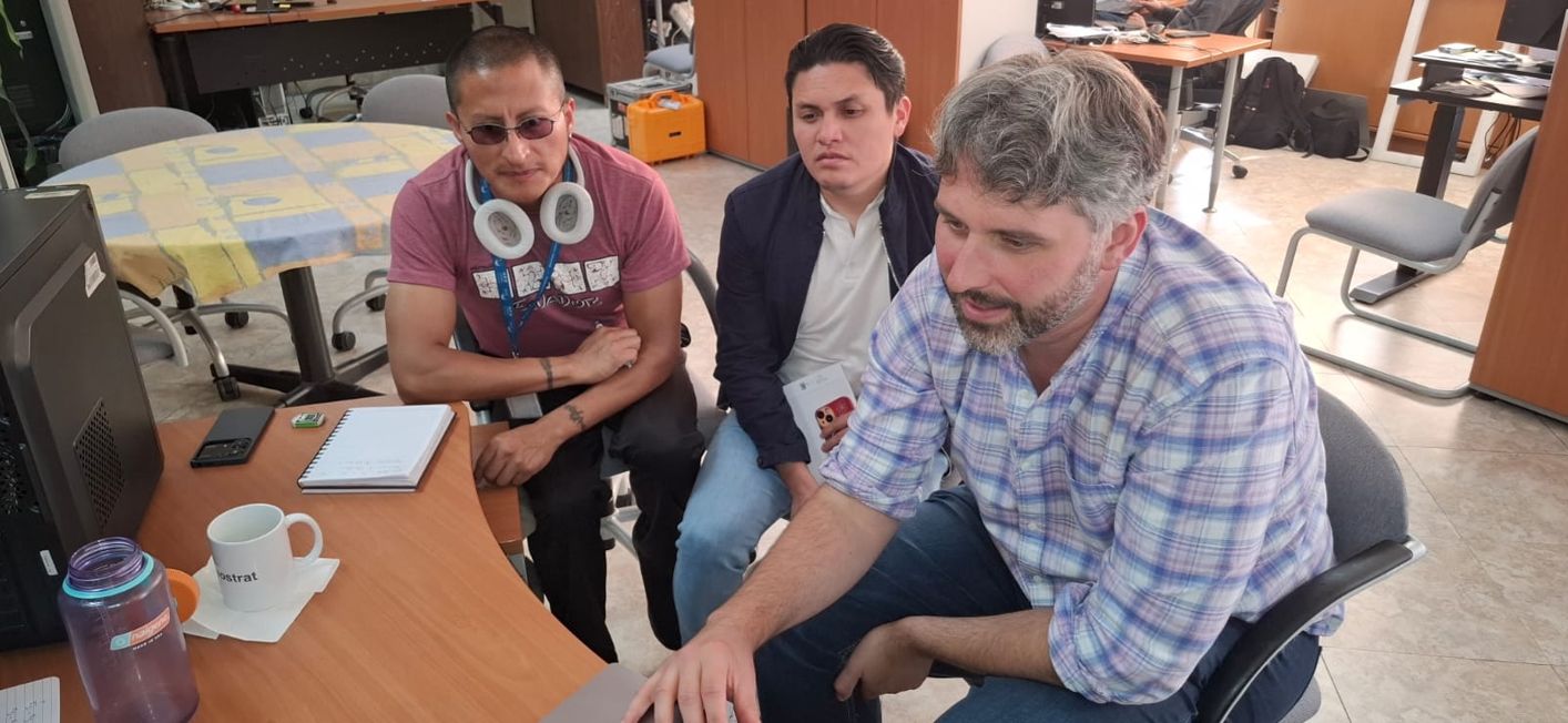 Visita científica del Dr. Brendan Crowell al Instituto Geofísico