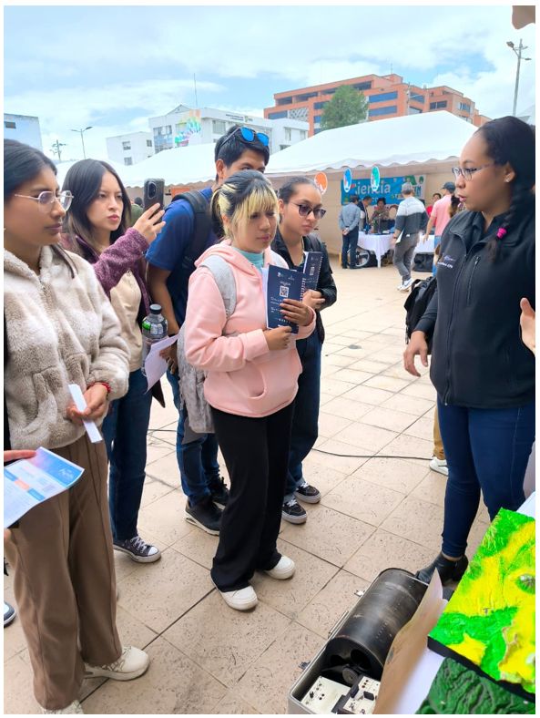 Feria de proyectos de vinculación y transferencia tecnológica, enmarcada en el evento “Jornadas EPN Conecta: Investigación, Innovación y Vinculación”