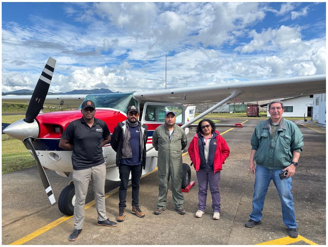Sobrevuelo de vigilancia al volcán Cotopaxi