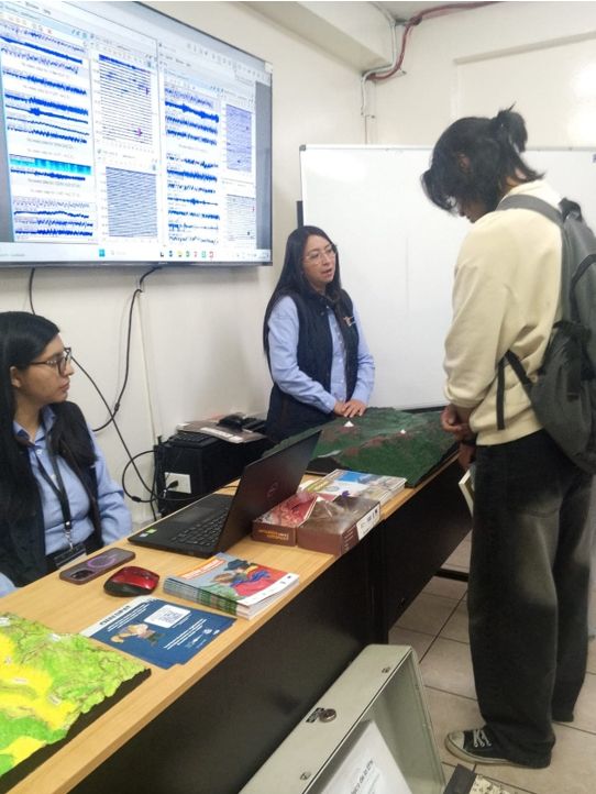 El IG-EPN participa en las casas abiertas organizadas por el Instituto Superior Tecnológico Cruz Roja Ecuatoriana (ISTCRE) por un futuro resiliente