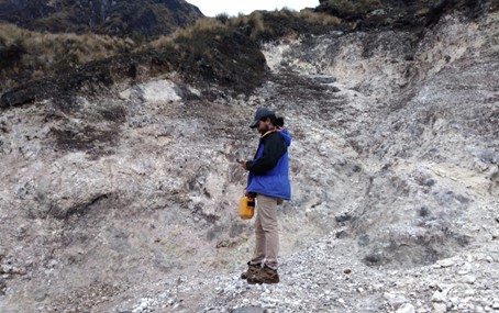 Complejo Volcánico Chiles - Cerro Negro  Informe de Monitoreo de Fuentes Termales - Septiembre de 2022