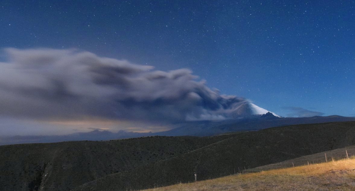 Crónicas de la erupción del volcán Cotopaxi 2015