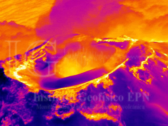 Sobrevuelo volcán Cotopaxi: Medidas térmicas y de gases volcánicos